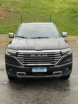 RAM RAMPAGE 2.0 HURRICANE 4 TURBO GASOLINA R/T 4X4 AUTOMÁTICO